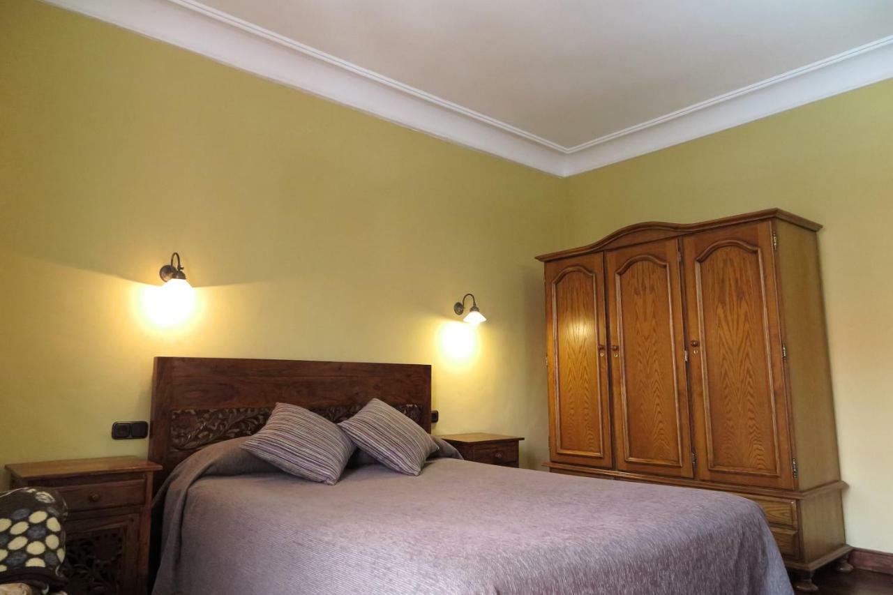 Hostal Esmeralda Comillas Kültér fotó